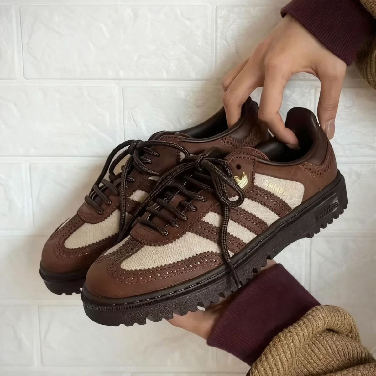 Adidas Samba WTR | Brown/Gold